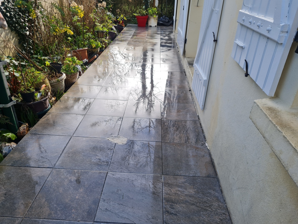 terrasse carrelage nettoyee douarnenez morlaix crozon chateaulin