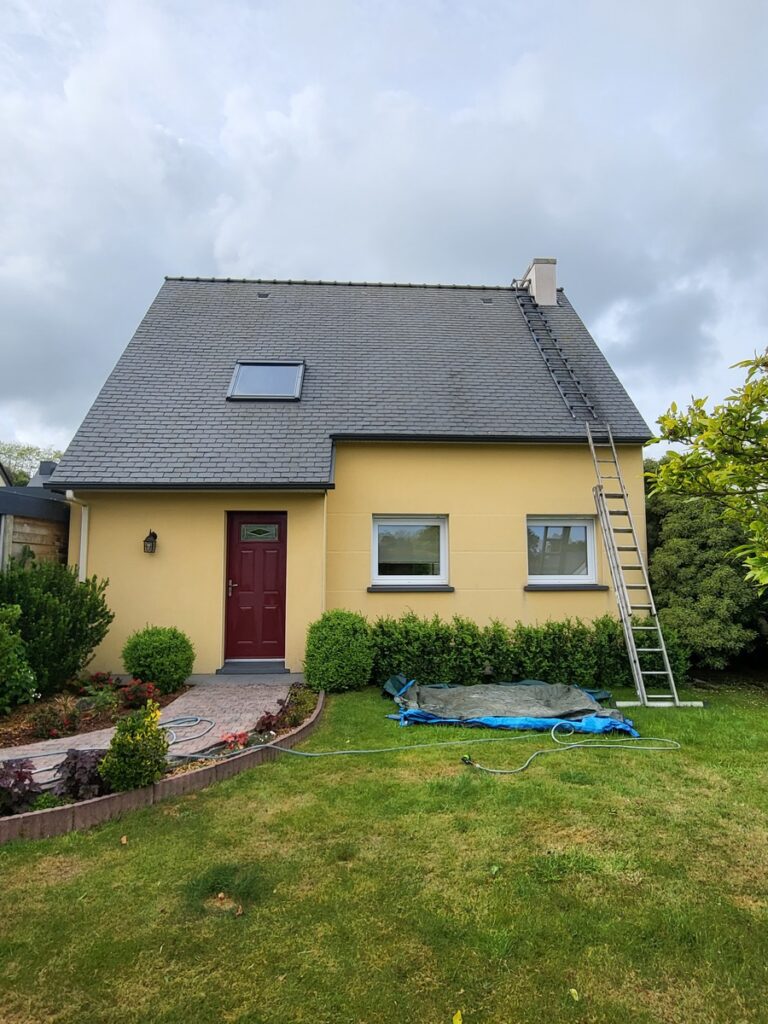 traitement nettoyage toiture crozon morlaix douarnenez chateaulin